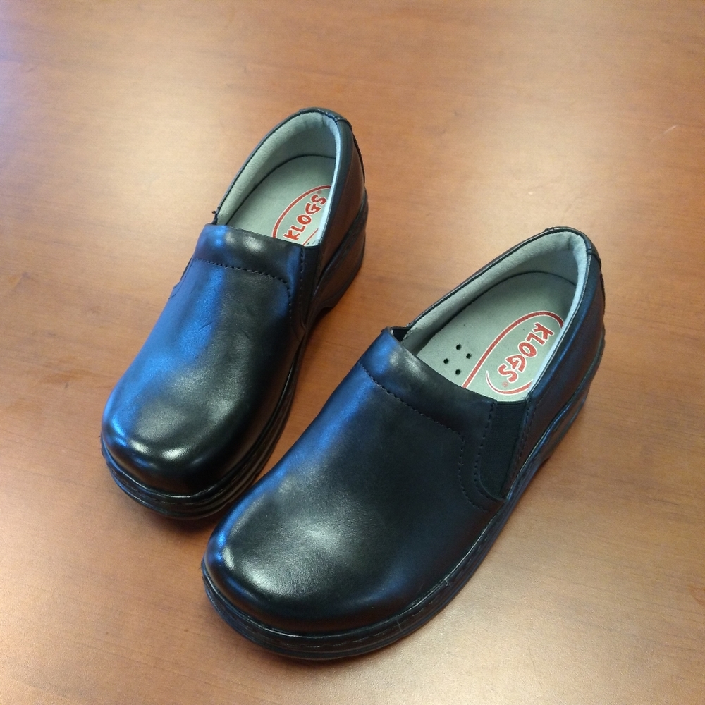 Klogs - Picture 4 of 11